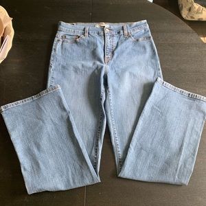Levi’s light blue Jeans 👖 SOLD 👖